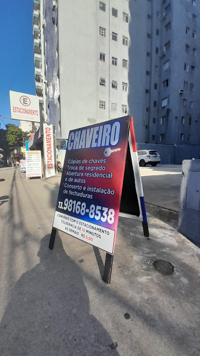 Felipe Bueno Chaveiro em Santos - SP